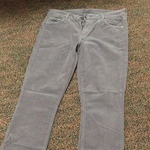 Cropped corduroy grey pants